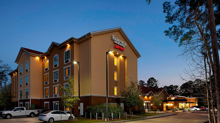 An exterior image of the Fairfield Inn & Suites Houston Intercontinental Airport hotel in Houston, Texas.