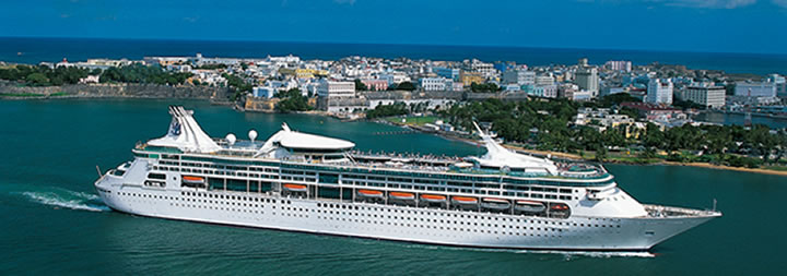 Royal Caribbean's <em>Grandeur of the Seas</em>